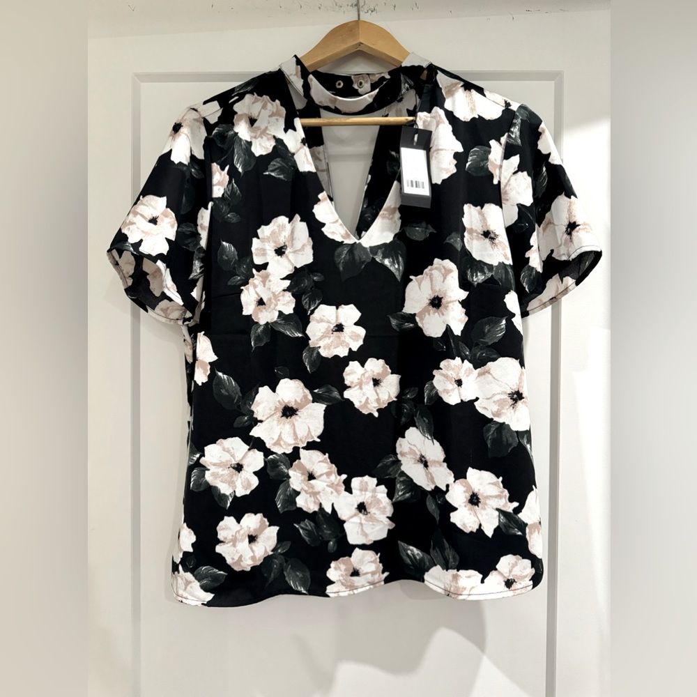 Dynamite Top BNWT